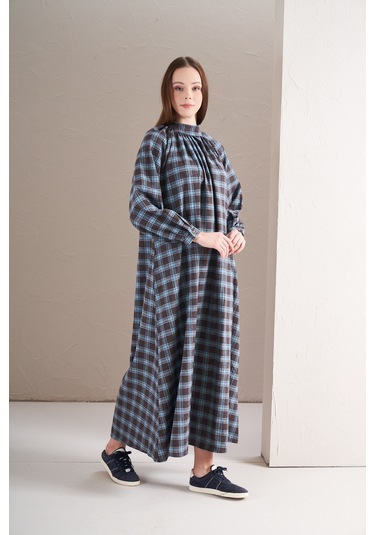 Boynu Büzgülü Elbise Küçük Kareli Kahve Lacivert Kahverengi - Lacivert