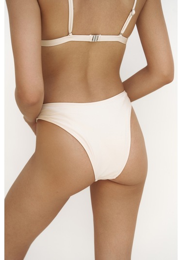 Bintang Düz Kesim Bej Bikini Altı Bej