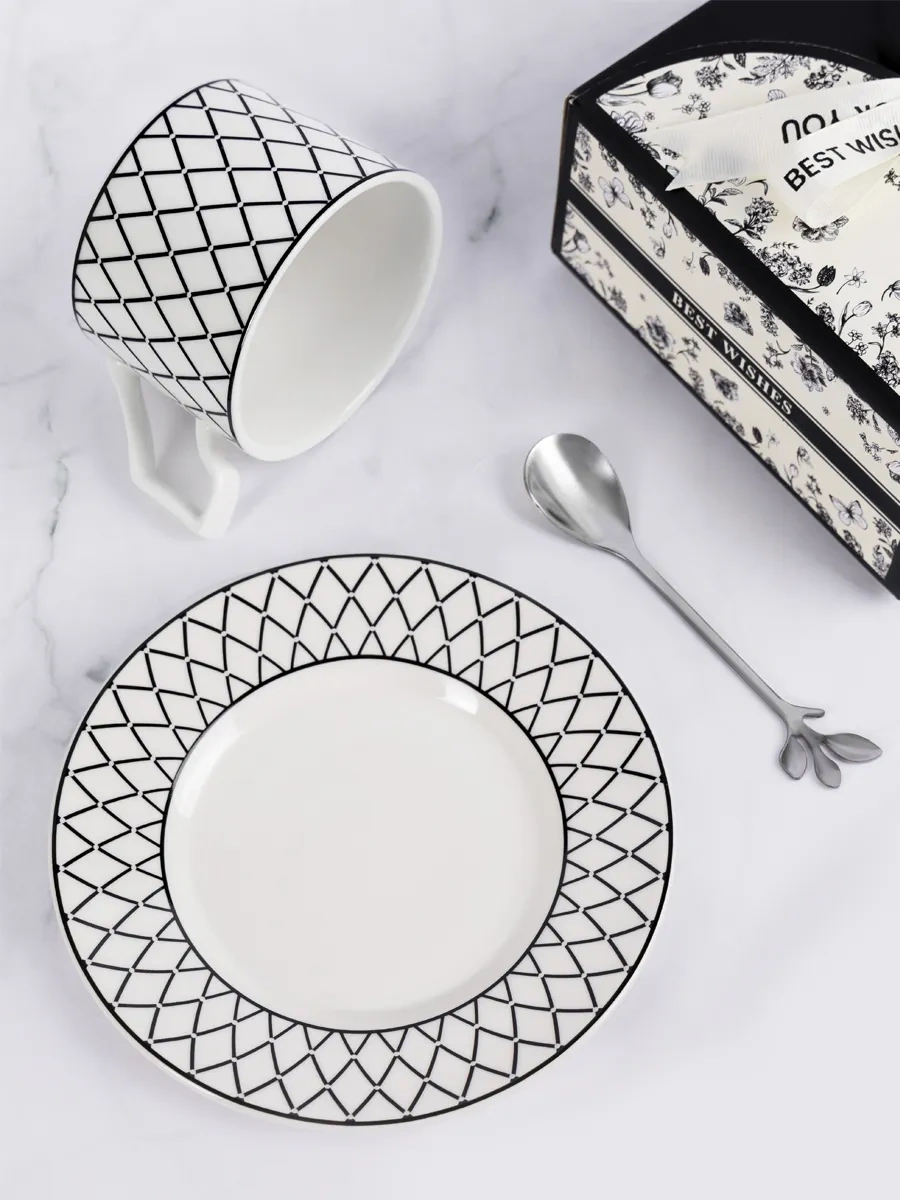 Homelabshop Fincan Ve Tabakdan Oluşan Çay Takımı - Hazır Hediye 416660884 Beyaz