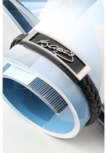 Atatürk İmzalı Deri Kordonlu Çelik Bileklik scb23 Çok Renkli