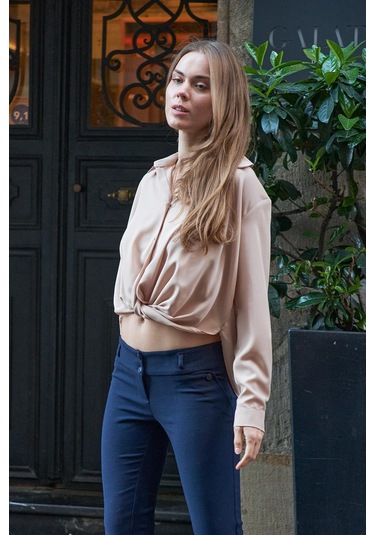 Yakalı Önü Pileli Uzun Kol Likrasız Şık Kumaş Gömlek-Kum Beji Kum Beji