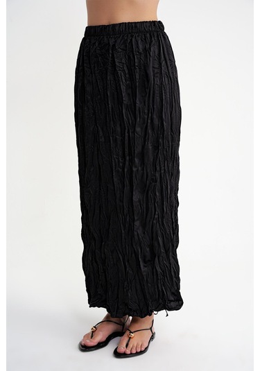 4623 Kadın Kraşlı Düz Saten Etek Siyah Siyah 4623 Kadın Kraşlı Düz Saten Etek Siyah Siyah