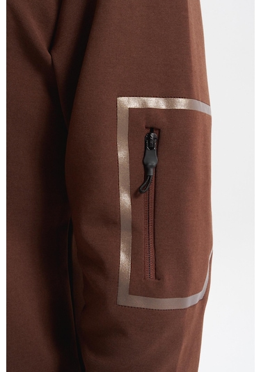 Arma Erkek Slim Fit Dik Yaka Yarım Fermuar Pamuklu Sweatshirt Sol Kol Fermuar Cepli K30404685702 Kahverengi Arma Erkek Slim Fit Dik Yaka Yarım Fermuar Pamuklu Sweatshirt Sol Kol Fermuar Cepli K30404685702 Kahverengi