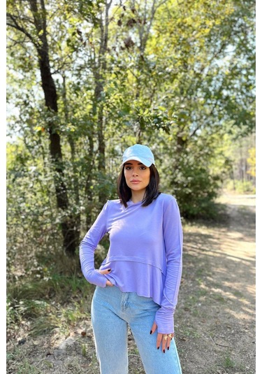 Kadın Lila Elleri Eldiven Detaylı, Asimetrik Kesim, Bisiklet Yaka, Eteği Pliseli, Salaş Spor Bluz LILA