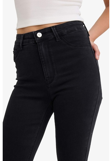 Defacto Jegging Yüksek Bel Bilek Boy Dar Paça Basıc Jean Pantolon B7498AX24SP Antrasit Defacto Jegging Yüksek Bel Bilek Boy Dar Paça Basıc Jean Pantolon B7498AX24SP Antrasit