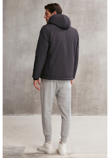 Bernard Erkek Gore-tex Su Itici Kumaş Içi Kürklü Relaxed Kapüşonlu Fermuarlı Lacivert Mont