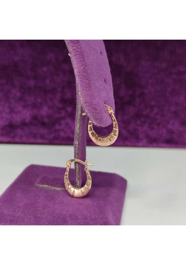 DESENLİ BOMBELİ U HALKA KÜPE