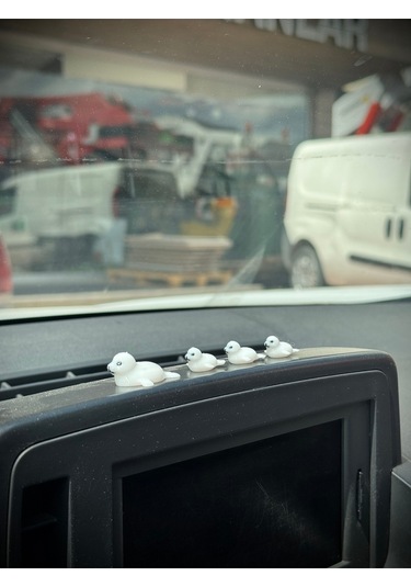 4 Parça Sevimli Fok Balığı Ailesi Dikiz Aynası Süsü - Ayna Süsü Araba Süsü Torpido Süsü Oto Aksesuar