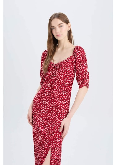 DeFacto Bodycon Vücudu Saran Kare Yaka Çiçek Desenli Yırtmaçlı Bürümcük Yarım Kol Midi Elbise Z5262AZ25SPBR466