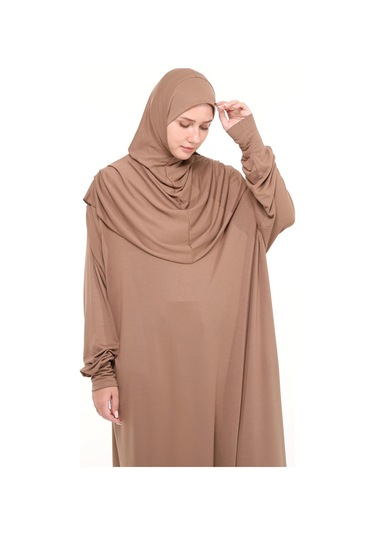Pratik Tek Parça Pamuklu Yarasa Kollu Tak Çıkar Başörtülü Tesettür Namaz Elbisesi Sütlü Kahve Çok Renkli