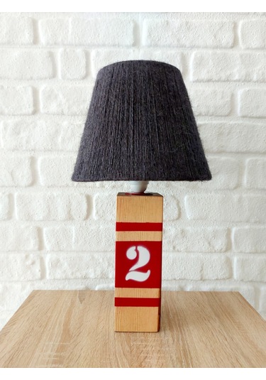 Retro Now Dock Kirmizi Ahşap Ayakli Abajur