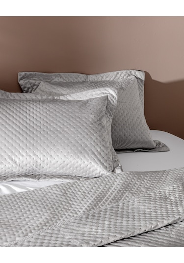 Madame Coco Boulogne Çift Kişilik Kadife Yatak Örtüsü - Gri Gri