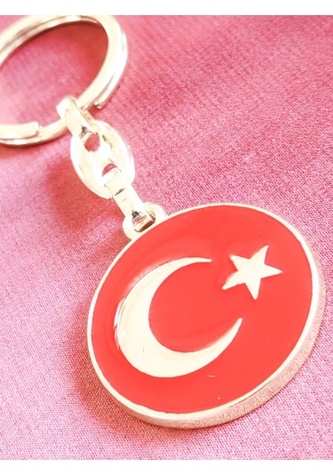 Moncuk Design Yuvarlak Kırmızı Zeminde Sarı Altın Renkli Ay Yıldız Figürlü Anahtarlık