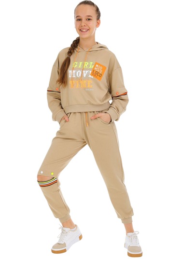 Kız Çocuk Girl Move Yazılı Çıtçıt Detaylı Bej Eşofman Takımı