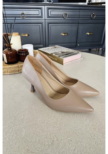 10 1109 Topukla Kadın Kadeh Topuklu 8 Cm Topuklu Stiletto Ayakkabı Vizon