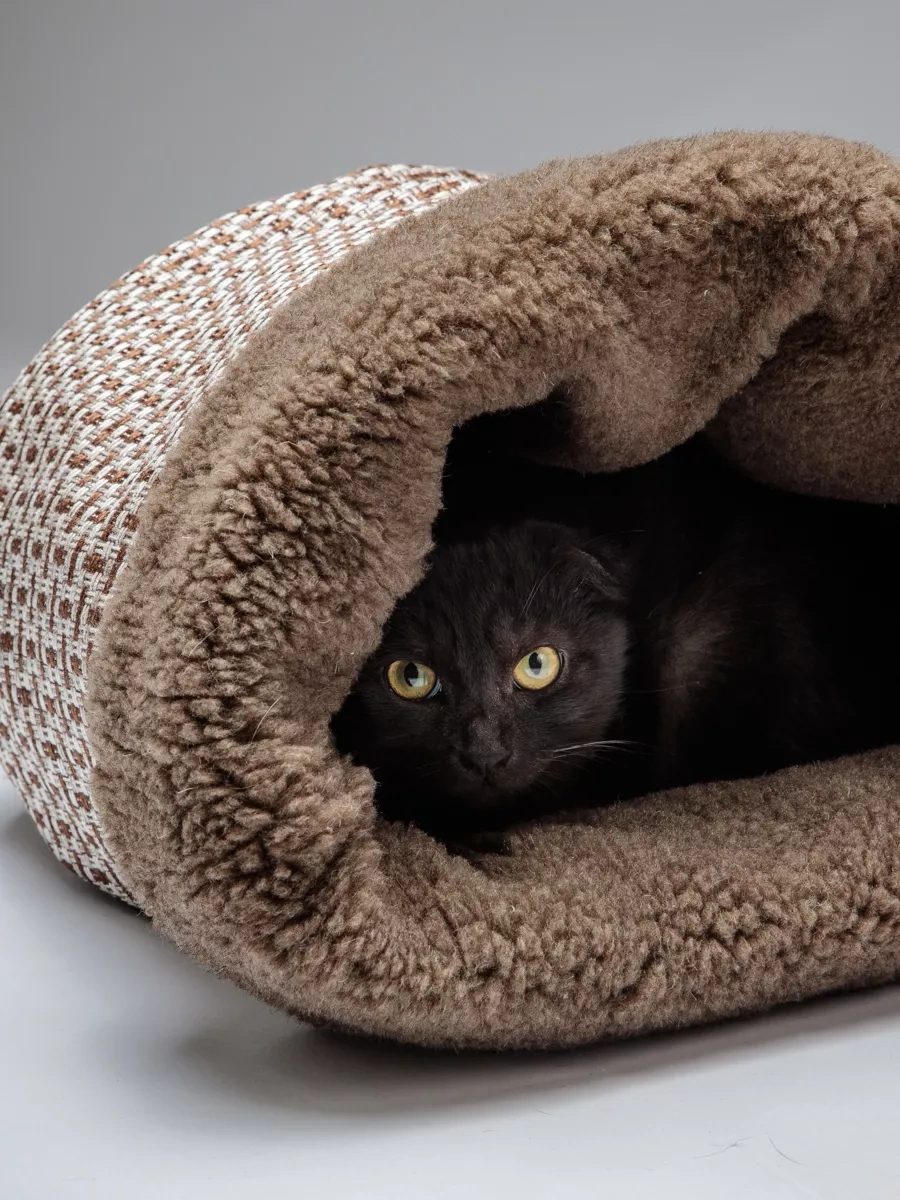 Patnıca Kedi Ve Köpekler İçin Koyun Postu 45 Cm Ahşap Yuva, Yatak Ve Tünel 200755529