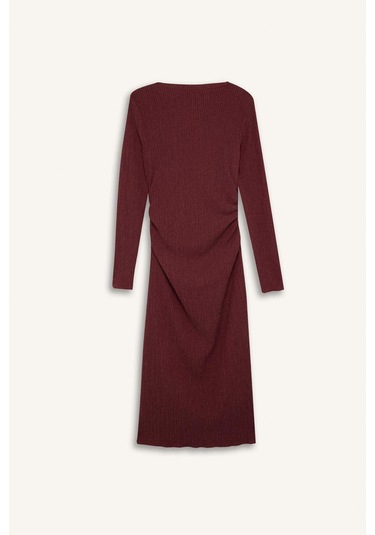 DeFacto Bodycon Vücudu Saran Yarım Balıkçı Yaka Basic Düz Bürümcük Uzun Kollu Midi Bordo Elbise D8643AX24AUBR438