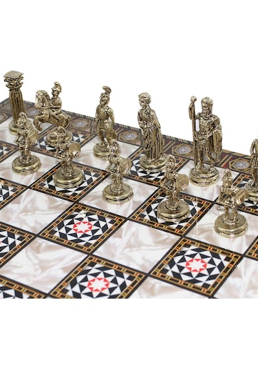 Küçük Boy Metal Roma Satranç Takımı Ve Sedef Desenli Küçük Tahtas