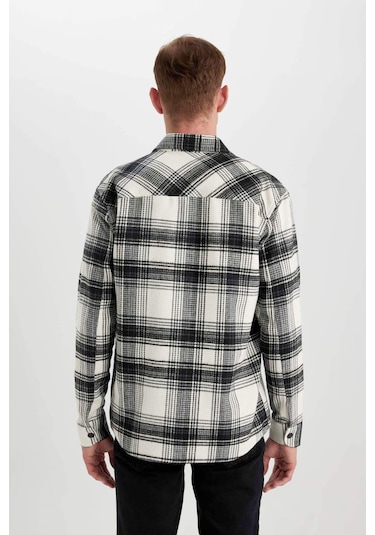 DeFacto Relax Fit Waffle Kareli Pamuklu Uzun Kollu Gömlek Z0639AZ24SPBK81