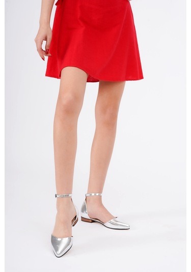 Misty Gümüş 2 Cm Topuklu Bilekten Bantlı Sivri Burun Günlük Babet Gümüş