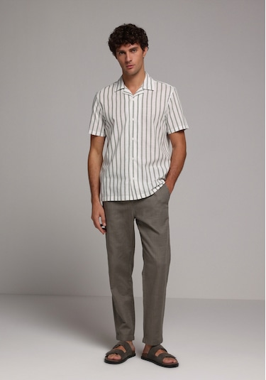 Colin's Colins Regular Fit Orta Bel Düz Paça Erkek Yeşil Pantolon Cl1078470 Q1.v2 Sag Çok Renkli Colin's Colins Regular Fit Orta Bel Düz Paça Erkek Yeşil Pantolon Cl1078470 Q1.v2 Sag Çok Renkli