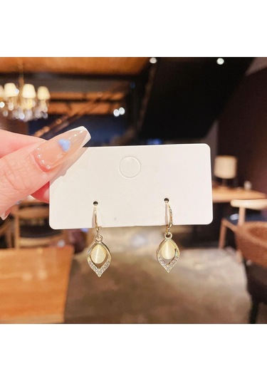 Beyaz Yeni Kadın Modası Geometrik Küpeler, Mizaç Çerçeveleri, Kızlar İçin Hediye Küpeler Beyaz