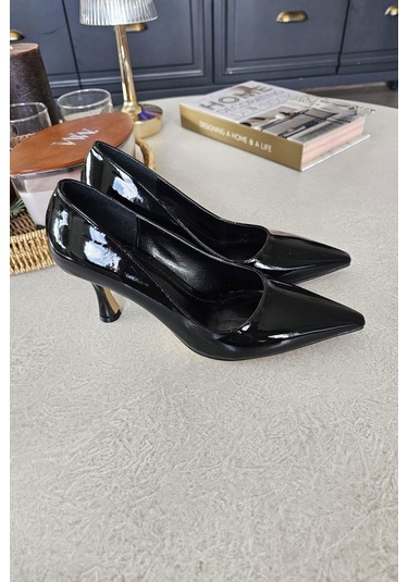 10 1401 Topukla Kadın Kadeh Topuklu Stiletto Siyah Rugan