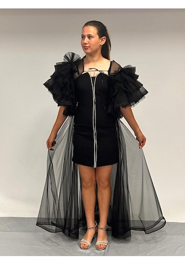 Kız Çocuk Abiye Siyah Krep Kumaş Askılı Taş Şerit İşlemeli Kolları Farbalı Çıkabilen Pelerin Detaylı İllüzyon Yaka Abiye Elbise 10-15 Yaş Siyah Kız Çocuk Abiye Siyah Krep Kumaş Askılı Taş Şerit İşlemeli Kolları Farbalı Çıkabilen Pelerin Detaylı İllüzyon Yaka Abiye Elbise 10-15 Yaş Siyah