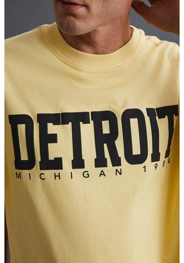 ATLANTA Erkek %100 Pamuklu Kısa Kollu Baskı Detaylı Sarı T-Shirt