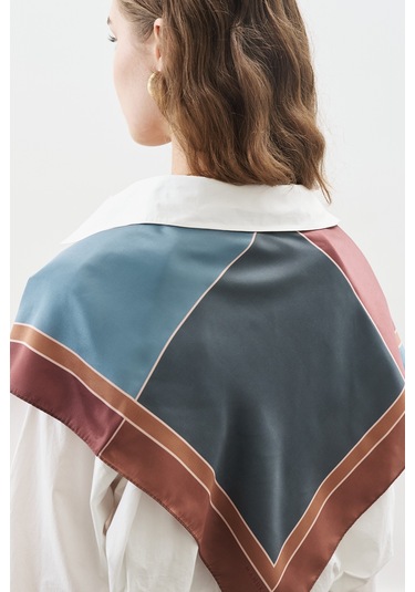 Desenli Orta Boy Saten Fular Nera-indigo Nera-indigo