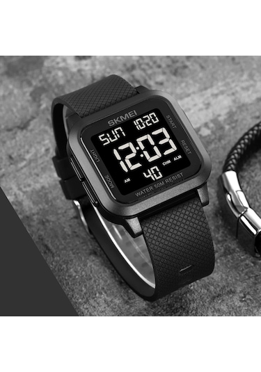 Erkekler Dijital Spor Saati Led Ekran Büyük Yüz Elektronik Saatler Çok Fonksiyonlu Su Geçirmez Alarm Kronometre Geri Işık Açık Açık Sıradan Siyah Saat Siyah Siyah