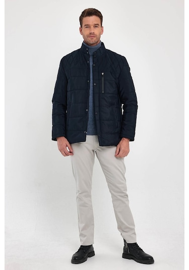 Erkek Lacivert Standart Fit Normal Kesim Içi Kürklü Dik Yaka Çıtçıt Detaylı Fermuarlı Kışlık Mont-Lacivert