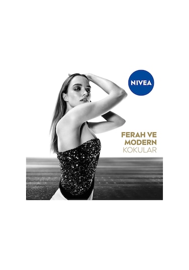 Nivea Black & White Invisible İpeksi Pürüzsüzlük Kadın Sprey Deodorant 4 x 150 ML