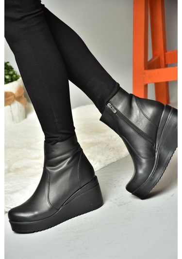 Fox Shoes R667930003 Siyah Hakiki Deri Kadın Bot Siyah