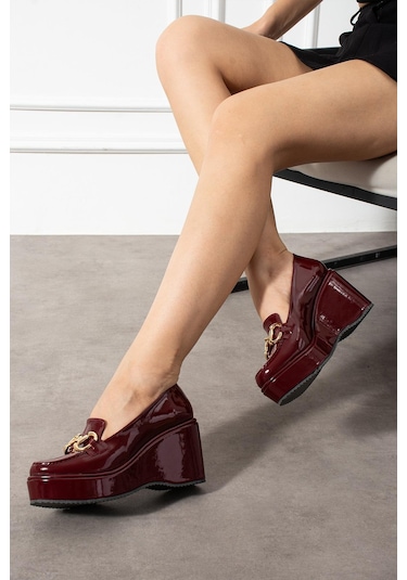 Zenne Shoes Dolgu Topuklu Tokalı Kadın Ayakkabı Bordo Rugan