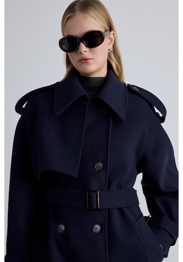 Apolet Detaylı Kaşe Kaban Lacivert