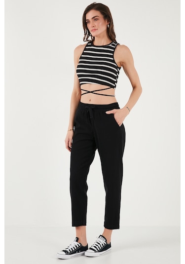 Lela Pamuklu Normal Bel Regular Fit Düz Paça Bayan Pantolon 668Yp42282S4 Siyah