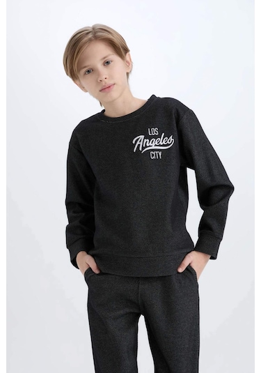 DeFacto Erkek Çocuk 2'li Takım Baskılı Sweatshirt Beli Lastikli Eşofman Altı D7869A8NSBK81 DeFacto Erkek Çocuk 2'li Takım Baskılı Sweatshirt Beli Lastikli Eşofman Altı D7869A8NSBK81