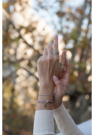 So Chic Su Yolu 18 Ayar Beyaz Altın Kaplama Gümüş Ayarlanabilir Bileklik