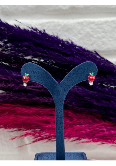 925 Ayar Gümüş Elma Figürlü Zarif Kız Çocuk Küpesi Gümüş