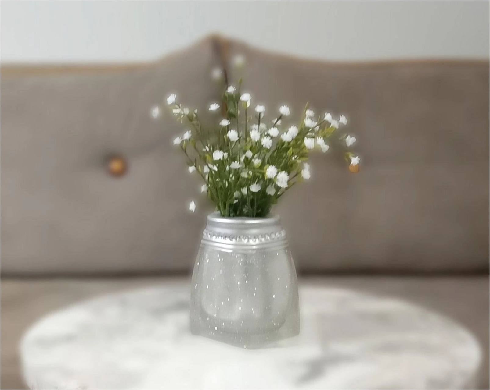 2 Adet Vazo Dahil,vazoda Çiçek,beyaz Yapay Çiçek,vazo Dekoratif Kristal Taşlı Gümüş Poliresin 7x7x15cm Çok Renkli