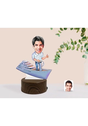 Kişiye Özel Erkek Kaptan Karikatürlü Dekoratif 3D Biblo Led Işıkl