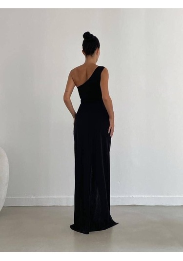 Kadın Dalgıç Krep Kumaş Tek Omuz Yırtmaç Detaylı Maxi Boy Elbise Çok Renkli