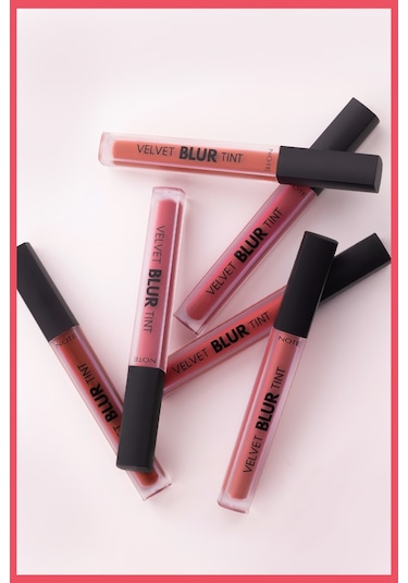 Note Cosmetics Velvet Blur Tint Kadife Bitişli Nemlendirici Mat Ruj - 04 Rust Red - Pembe