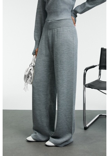 MARIPOSA Kadın Yuvarlak Yaka Çizgi Desenli Crop Geniş Paça Triko Grimelanj Alt-Üst Takım