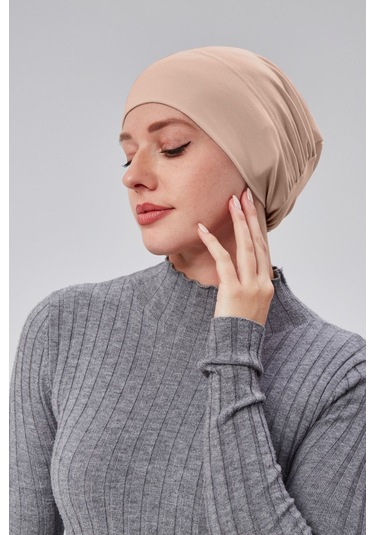 Kadın Tesettür Hazır Pratik Geçmeli Bone Lastikli Kaymaz Bej