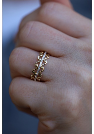 Yenigün Kuyumculuk 14 Ayar Altın Taşlı Su Dalgası Model Yüzük Yzk26433