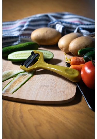 Solingen Simli Gold Sapan Soyacak Paslanmaz Alman Çeliği, Ergonomik Sap, Yüksek Keskinlik-210 Sarı