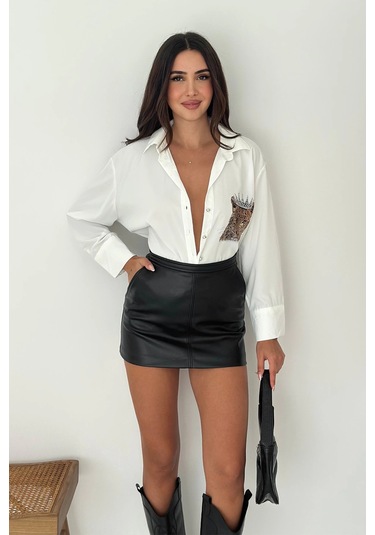 Kaplan Desen Taç Baskılı Taşlı Gömlek Beyaz