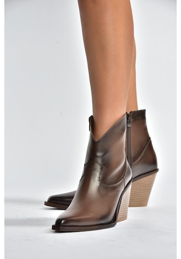 Fox Shoes V654081903 Kahverengi Hakiki Deri Kalın Topuklu Western Kovboy Kadın Bot Kahverengi-hakiki Deri Fox Shoes V654081903 Kahverengi Hakiki Deri Kalın Topuklu Western Kovboy Kadın Bot Kahverengi-hakiki Deri